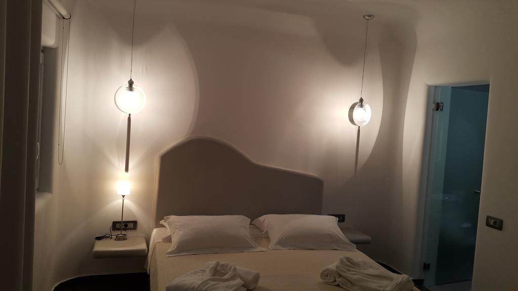 Unique Suites Imerovígli Extérieur photo